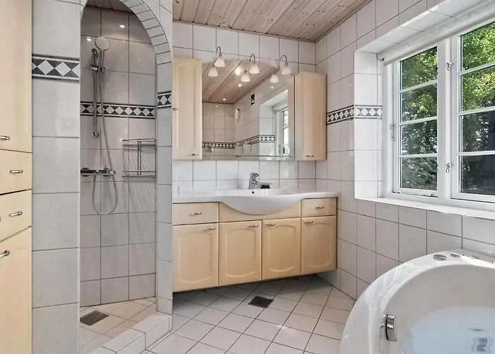 Drostgarden * Humble