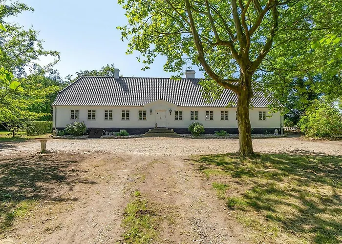 Holiday home Drostgarden *